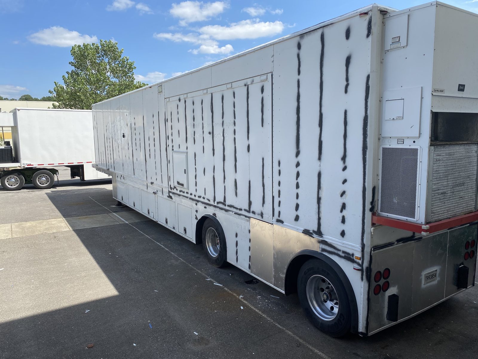Mobile PET/CT coach before refurbishment